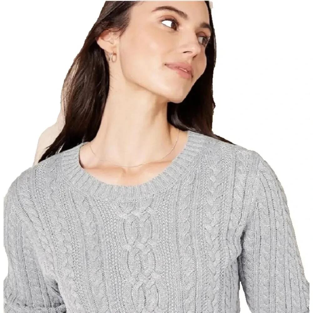Amazon Essentials Women's Fisherman Cable Long-Sleeve Crewneck Sweater - Picture 3 of 5